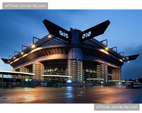 欧足联官员抵达米兰，考察圣西罗球场承办2027欧冠决赛条件